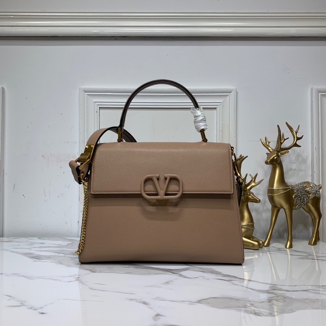 Valentino_Garavani_Vslin